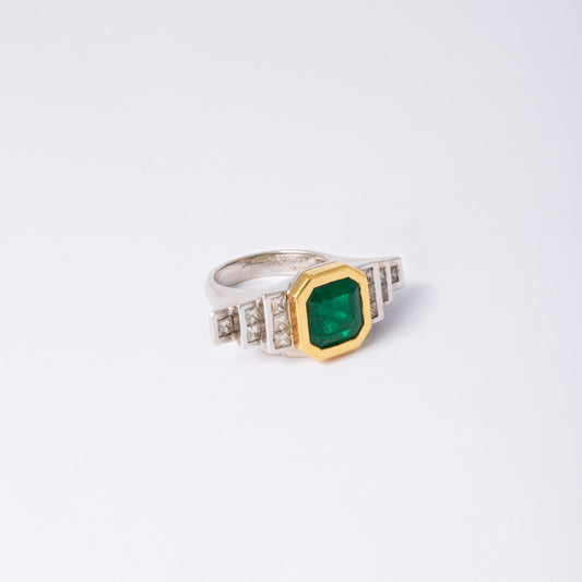 18k Gold and Diamond Ring with Hexagonal Emerald Center Stone in the NP2 Collection