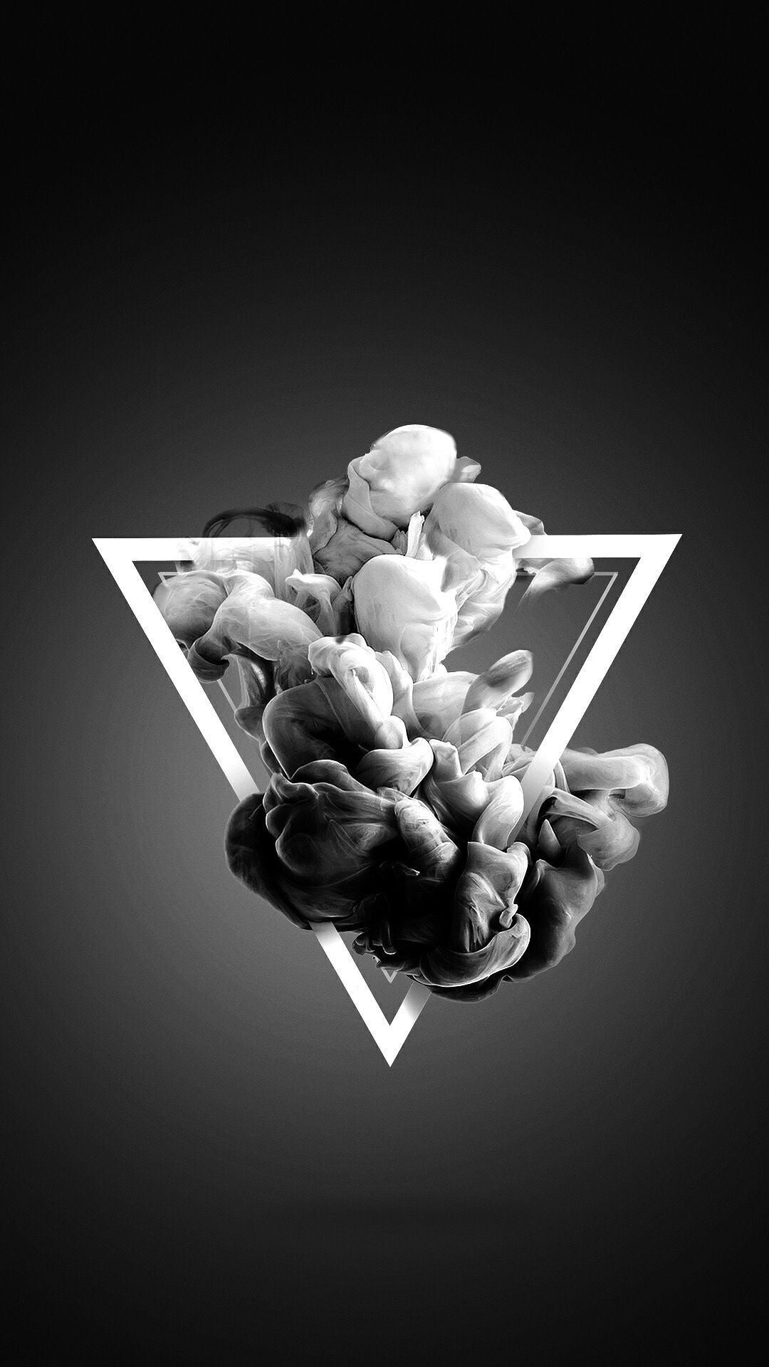 White triangle with abstract smoke design from Thailand Art Project Röcke product