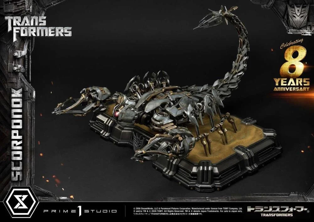 Silver Scorpion Statue with Intricate Details and Metallic Finish for A A A A Tes
