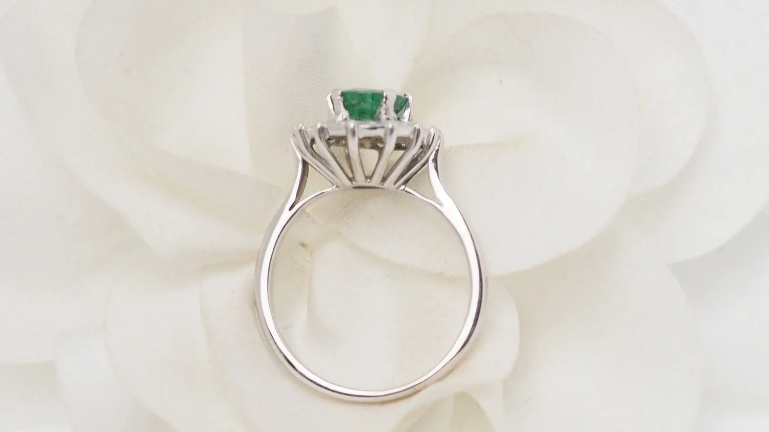 18k white gold emerald engagement ring with floral design from a a a a Tes