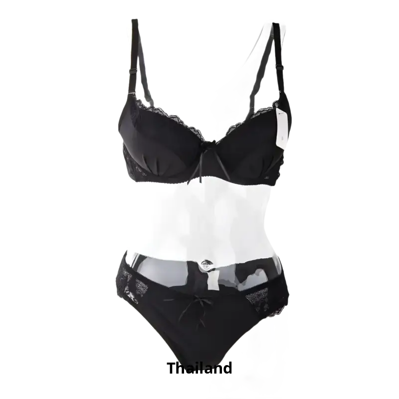 Black lace-trimmed bra and panty set from 501 501 Denim Fashion Cap buyathome24