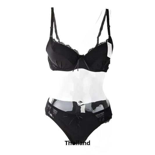 Black lace-trimmed bra and panty set from 501 501 Denim Fashion Cap buyathome24